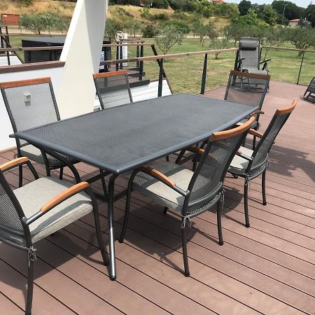 PUY Floating House Varoni מראה חיצוני תמונה